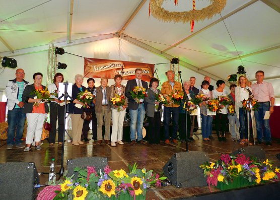 Beim Bauernmarkt wird abgerechnet (Foto: Stadtmarketing Bad Frankenhausen) Beim Bauernmarkt wird abgerechnet (Foto: Stadtmarketing Bad Frankenhausen)