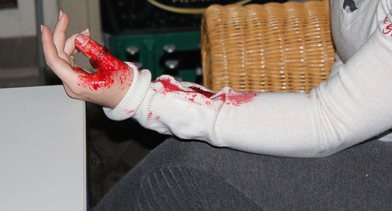 Am Gel&auml;nde des Eisenbahnvereines in der Erfurter Stra&szlig;e / Am Petersenschacht fand am sp&auml;ten Nachmittag eine Rettungsgro&szlig;&uuml;bung statt (<b>Update</b>)...  Die diesj&auml;hrigen Gro&szlig;&uuml;bung fand in der N&auml;he des Hauptbahnhofs in Sondershausen statt. Alle drei Jahr steht so eine Gro&szlig;&uuml;bung auf dem Plan. Waren es beim beim letzten Mal 30 Verletzte in einem Eisenbahnwaggon, waren dieses dieses Mal "nur" acht verl (Foto: Karl-Heinz Herrmann)