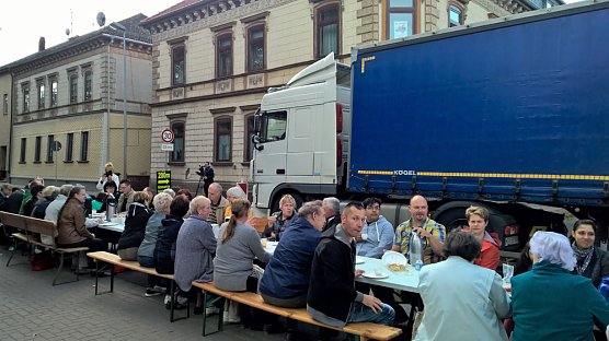 "Kaffee im Smog" (Foto: Thomas F&uuml;hr)