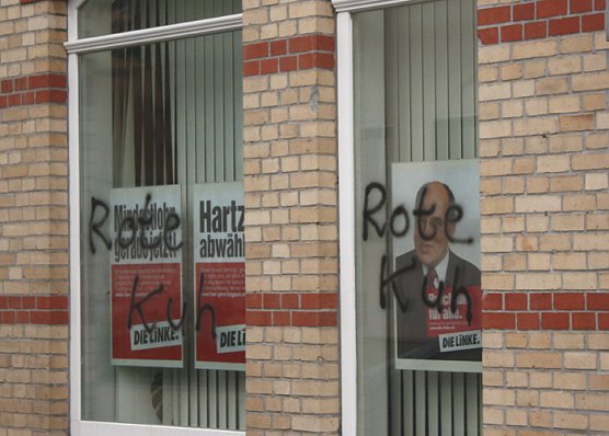 Schmierei an B&uuml;ro (Foto: Die Linke Bad Frankenhausen)