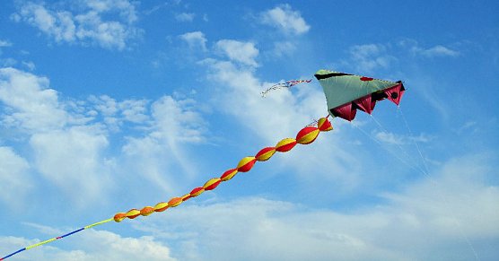 Flugplatz Bad Frankenhausen – Udersleben +++ Drachenfest 2017 (Foto: Marion Haas) Flugplatz Bad Frankenhausen – Udersleben +++ Drachenfest 2017 (Foto: Marion Haas)