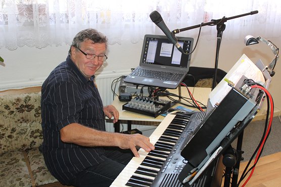 Wiedereinzug gefeiert (Foto: Karl-Heinz Herrmann)