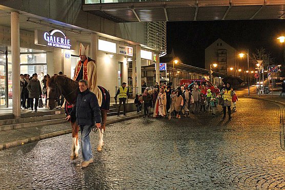 Ökumenische Martinsfeier durchgeführt (Foto: Karl-Heinz Herrmann) Ökumenische Martinsfeier durchgeführt (Foto: Karl-Heinz Herrmann)
