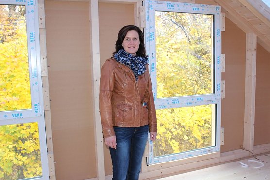 &Uuml;bergabe eines F&ouml;rdermittelbescheides (Foto: Karl-Heinz Herrmann)