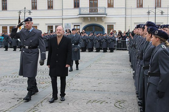 Soldatinnen und Soldaten vereidigt (Foto: Karl-Heinz Herrmann)