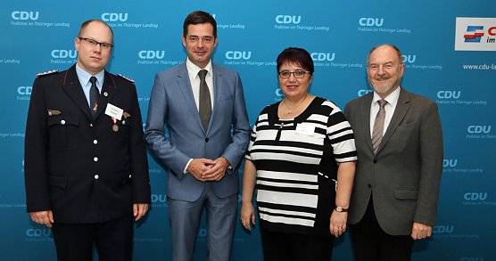 Ehrenamtliche aus dem Kyffhäuserkreis von CDU-Landtagsfraktion geehrt (Foto: CDU) Ehrenamtliche aus dem Kyffhäuserkreis von CDU-Landtagsfraktion geehrt (Foto: CDU)