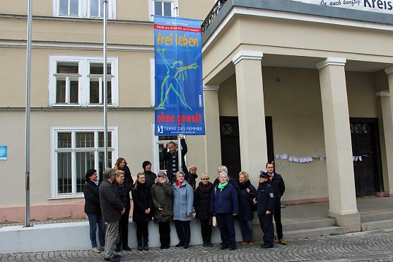 Keine Gewalt an Frauen (Foto: Karl-Heinz Herrmann) Keine Gewalt an Frauen (Foto: Karl-Heinz Herrmann)