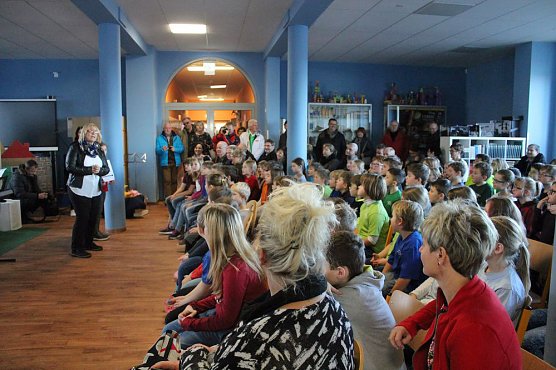 Thüringer Gemeinschaftsschule Oldisleben fertig!? (Foto: Karl-Heinz Herrmann) Thüringer Gemeinschaftsschule Oldisleben fertig!? (Foto: Karl-Heinz Herrmann)