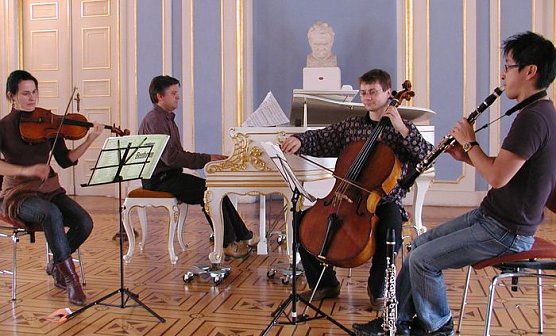 Bei der Probe (Foto: I. Kühn) Bei der Probe (Foto: I. Kühn)