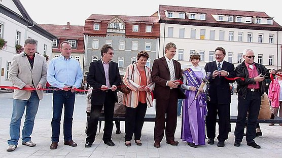 Feierliche Übergabe Markt Bad Frankenhausen (Foto: Karl-Heinz Herrmann) Feierliche Übergabe Markt Bad Frankenhausen (Foto: Karl-Heinz Herrmann)