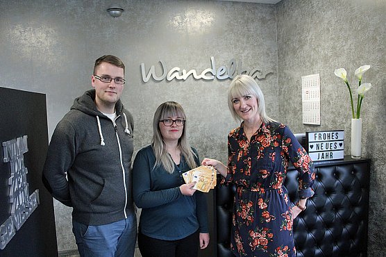 Spende statt Geschenke (Foto: Karl-Heinz Herrmann) Spende statt Geschenke (Foto: Karl-Heinz Herrmann)