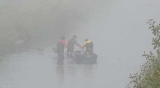 Elektrofischer auf der Wipper (Foto: Karl-Heinz Herrmann)
