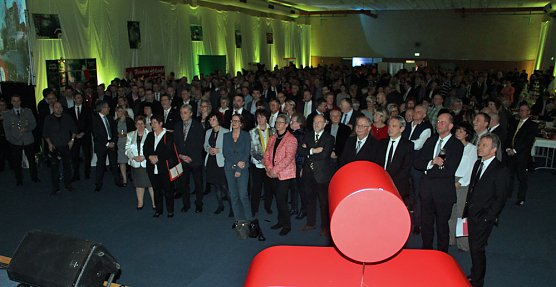 Vom Neujahrsempfang berichtet (Foto: Karl-Heinz Herrmann)