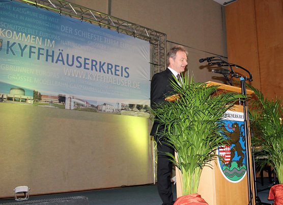 Vom Neujahrsempfang berichtet (Foto: Karl-Heinz Herrmann)