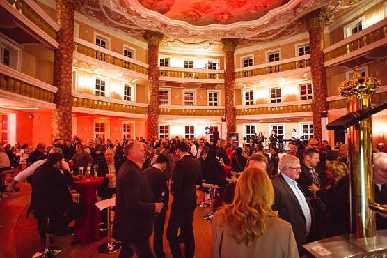 After Work Lounge im Achteckhaus (Foto: Tobias Schneegans) After Work Lounge im Achteckhaus (Foto: Tobias Schneegans)