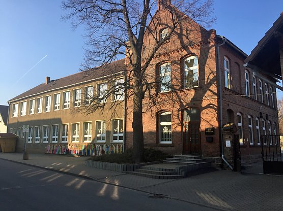 Die Grundschule Udersleben &auml;u&szlig;ert sich!!! (Foto: Karina Krausholz)