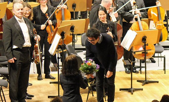 Smentek brillierte im 4. Sinfoniekonzert (Foto: Karl-Heinz Herrmann) Smentek brillierte im 4. Sinfoniekonzert (Foto: Karl-Heinz Herrmann)