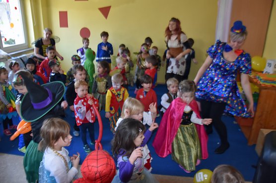 Flohkiste Helau! (Foto: Flohkiste Schrnberg)