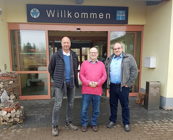 Eine Wahlkampftour ist wie Blumenpfl&uuml;cken � (Foto: FWV)