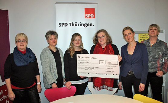 &Auml;lter werden f&uuml;r einen gute Zweck (Foto: Karl-Heinz Herrmann)