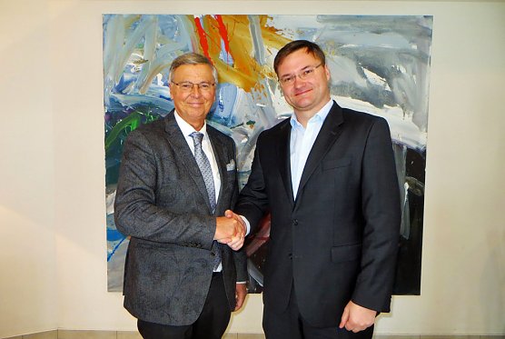 Im Gespräch mit Wolfgang Bosbach (Foto: Stefan Schard) Im Gespräch mit Wolfgang Bosbach (Foto: Stefan Schard)