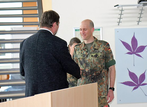 Aus der Region verabschiedet und empfangen (Foto: Karl-Heinz Herrmann)