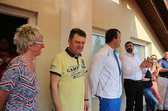 Tennisanlage offen (Foto: Karl-Heinz Herrmann) Tennisanlage offen (Foto: Karl-Heinz Herrmann)