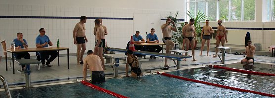 Sekunden vor der Hatz nach Bahnen (Foto: Karl-Heinz Herrmann)