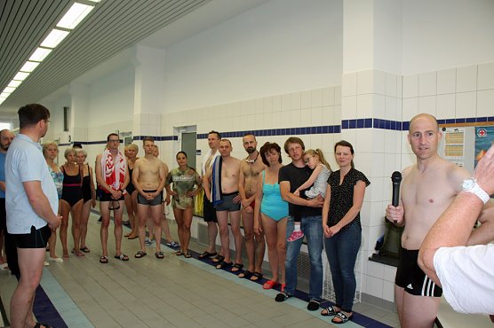 Sekunden vor der Hatz nach Bahnen (Foto: Karl-Heinz Herrmann)