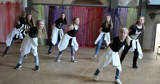 Augen zu und tanz! (Foto: Karl-Heinz Herrmann)