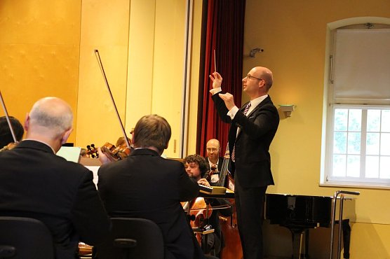 Filmmusiken und mehr im Mieterkonzert (Foto: Karl-Heinz Herrmann)