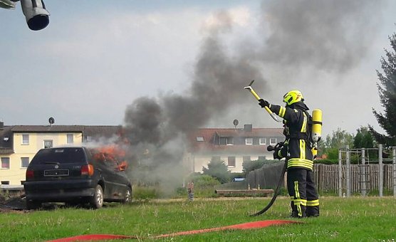 Feuerwehr &ouml;ffnete die Tore (Foto: FFW Wasserthaleben)