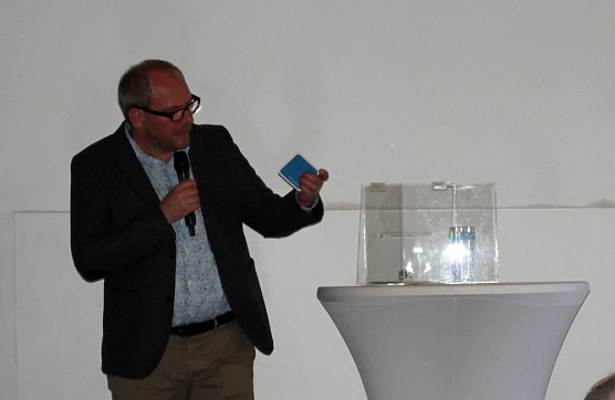 Heißer Auftakt in Heldrungen (Foto: Karl-Heinz Herrmann) Heißer Auftakt in Heldrungen (Foto: Karl-Heinz Herrmann)