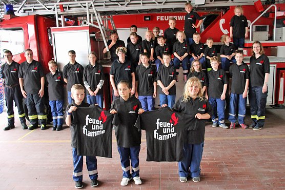 Feuer und Flamme f&uuml;r die Jugendfeuerwehr (Foto: Karl-Heinz Herrmann)