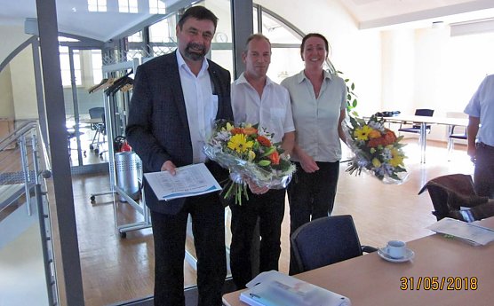 Mitglieder verabschiedet (Foto: TAZ) Mitglieder verabschiedet (Foto: TAZ)