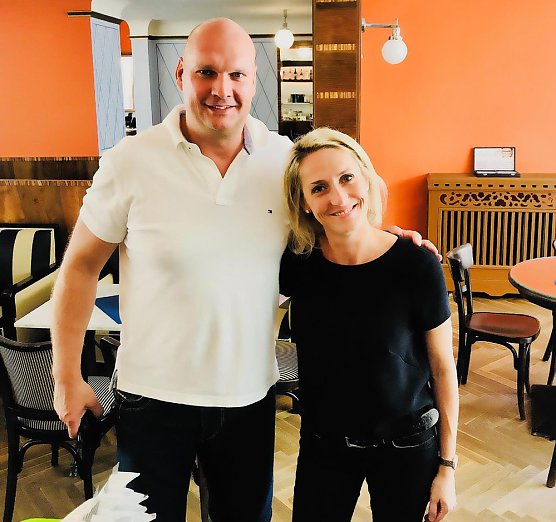 SPD Sondershausen mit Glückwünschen zu Amtsantritt (Foto: SPD Sondershausen) SPD Sondershausen mit Glückwünschen zu Amtsantritt (Foto: SPD Sondershausen)