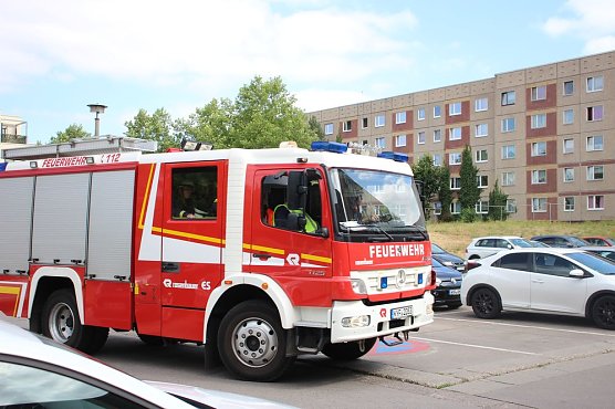 Feuerwehreinsatz in der Weizenstra&szlig;e (Foto: Karl-Heinz Herrmann)