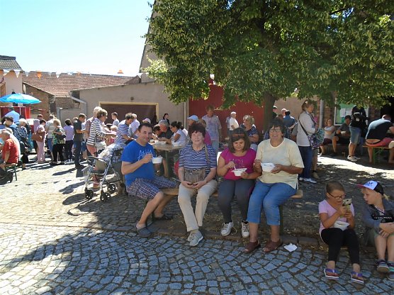 6. Flohmarkt mit Mega - Besucherrekord (Foto: Peter Ke&szlig;ler)