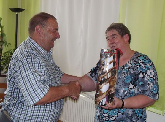 Dr. Scherzberg mit Vortrag Blutbuche zu Gast im WB 4 (Foto: Thomas Leipold)