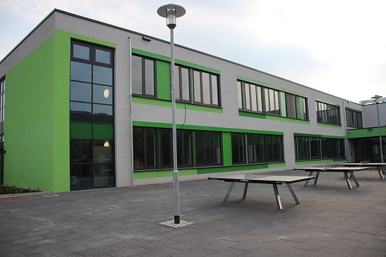 Offene Tür in der Franzbergschule (Foto: Karl-Heinz Herrmann) Offene Tür in der Franzbergschule (Foto: Karl-Heinz Herrmann)