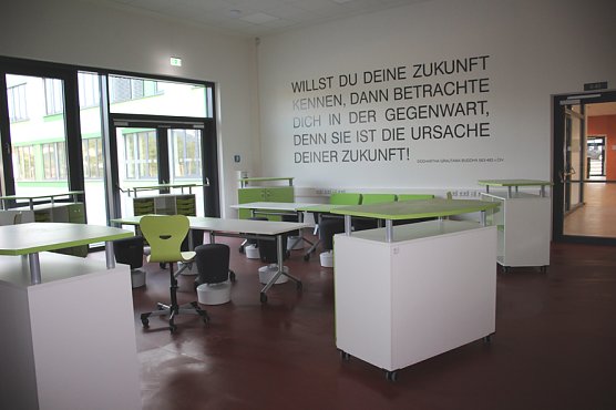 Offene Tür in der Franzbergschule (Foto: Karl-Heinz Herrmann) Offene Tür in der Franzbergschule (Foto: Karl-Heinz Herrmann)