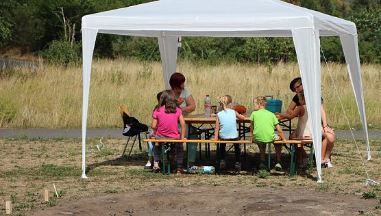 Gelungene Ferienparty in der Skate-Arena (Foto: Karl-Heinz Herrmann) Gelungene Ferienparty in der Skate-Arena (Foto: Karl-Heinz Herrmann)