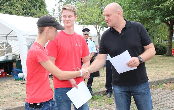 Feuerwehr feierte in Jecha (Foto: Karl-Heinz Herrmann)