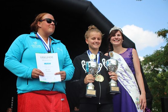 Erste Weltmeister im Brustr&uuml;ckw&auml;rtsschwimmen (Foto: Karl-Heinz Herrmann)