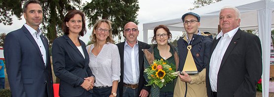 Überraschung geglückt (Foto: Kyffhäusersparkasse) Überraschung geglückt (Foto: Kyffhäusersparkasse)