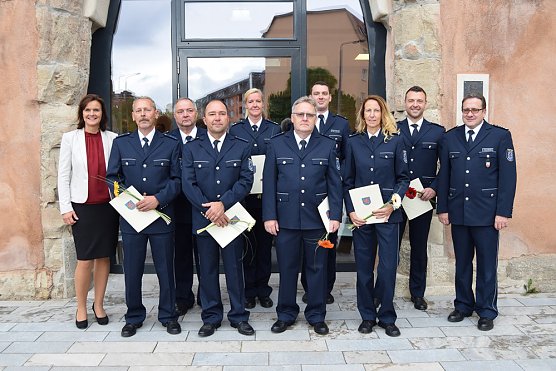 Beförderung im Bürgersaal der Cruciskirche (Foto: Polizei) Beförderung im Bürgersaal der Cruciskirche (Foto: Polizei)
