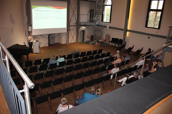 L&auml;nderabende im B&uuml;rgerzentrum (Foto: Karl-Heinz Herrmann)