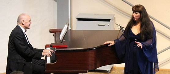 Ihr solltet genießen...!" (Foto: Karl-Heinz Herrmann) Ihr solltet genießen...!" (Foto: Karl-Heinz Herrmann)