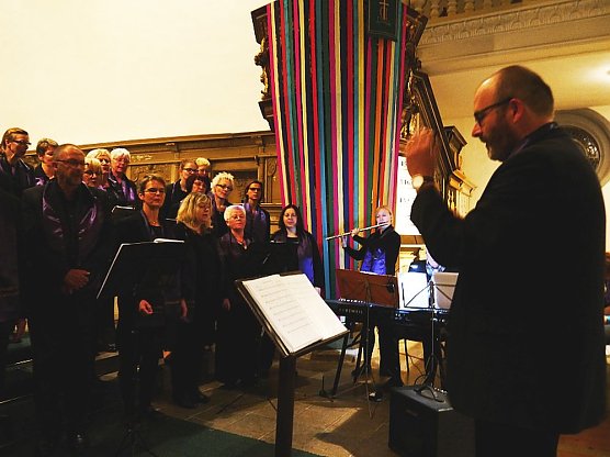 I will sing with the spirit (Foto: Jürgen Kieper) I will sing with the spirit (Foto: Jürgen Kieper)