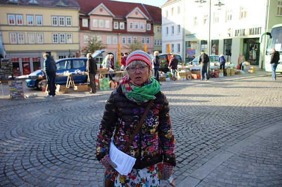 Markt voll, aber keinen Versorger gefunden (Foto: Karl-Heinz Herrmann) Markt voll, aber keinen Versorger gefunden (Foto: Karl-Heinz Herrmann)